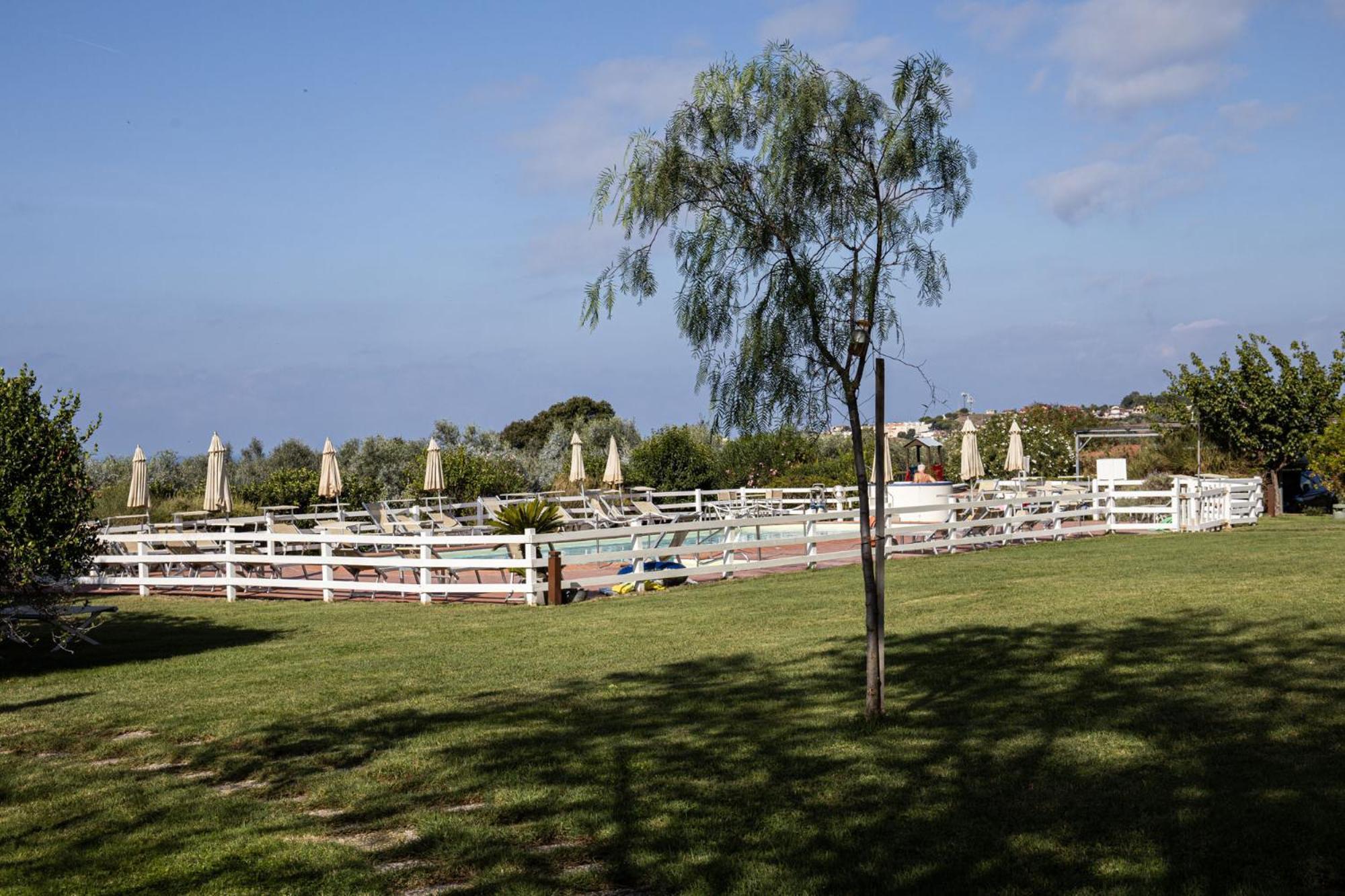 Agriturismo Podere L'Agave ซานวินเชนโซ ภายนอก รูปภาพ